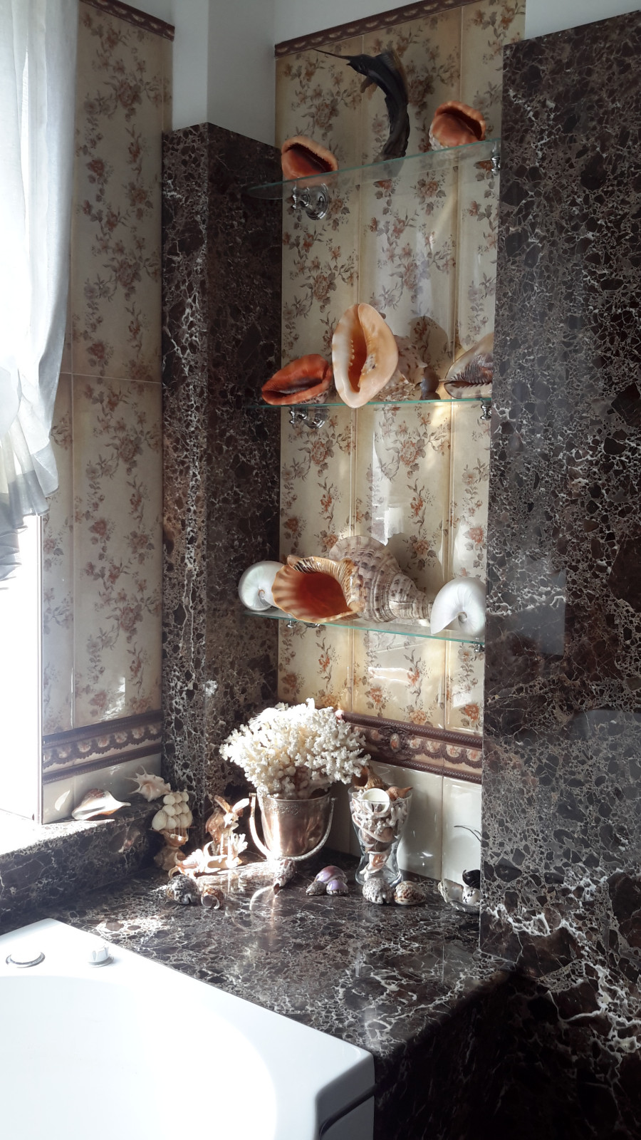 Облицовка стен мрамором