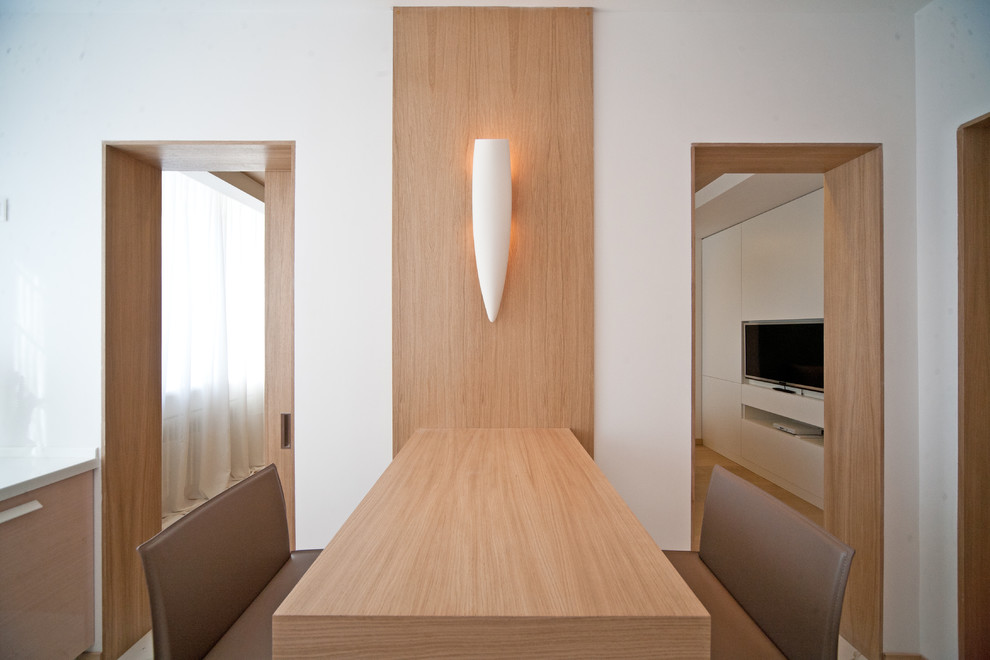 Кухня-столовая с шишками