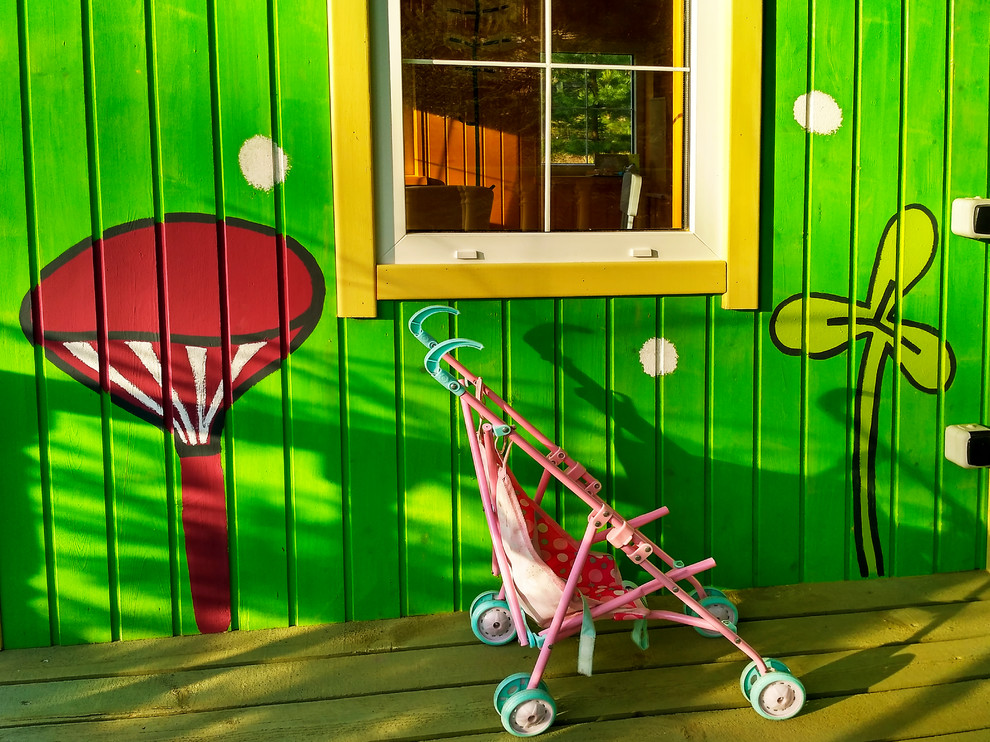 Домик в соснах