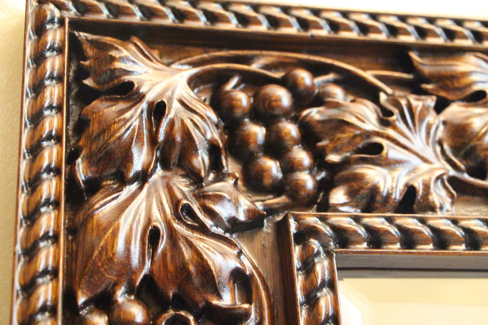 Зеркала в раме