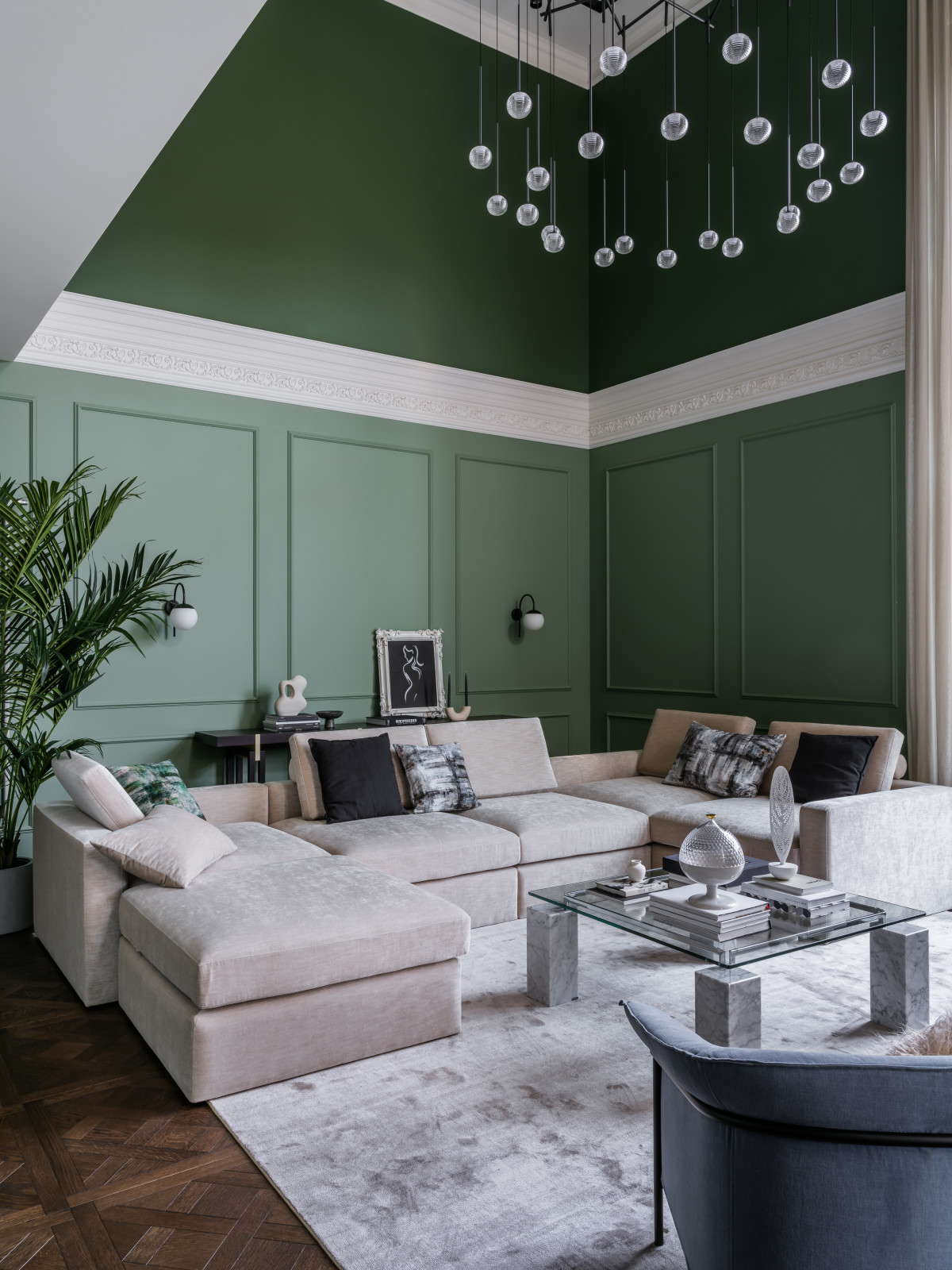 Дом с зелёной гостиной