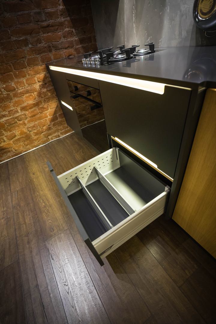 Кухня в лофте на Чапаева