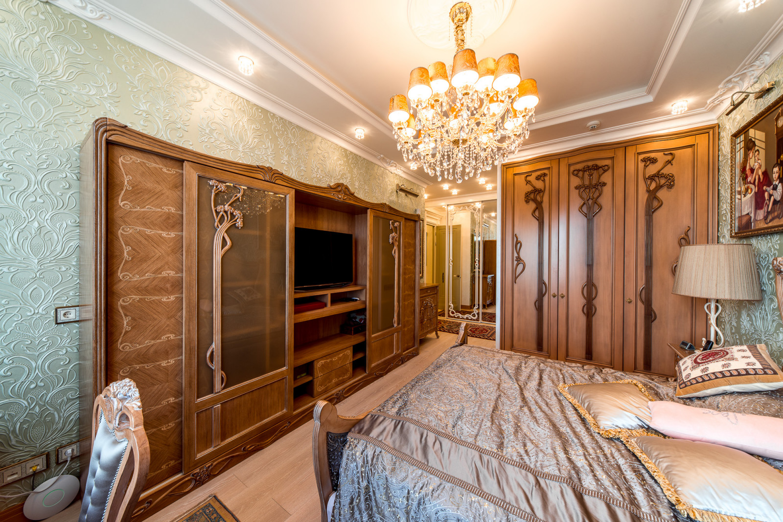 Обложка проекта: Отделка квартиры деревом