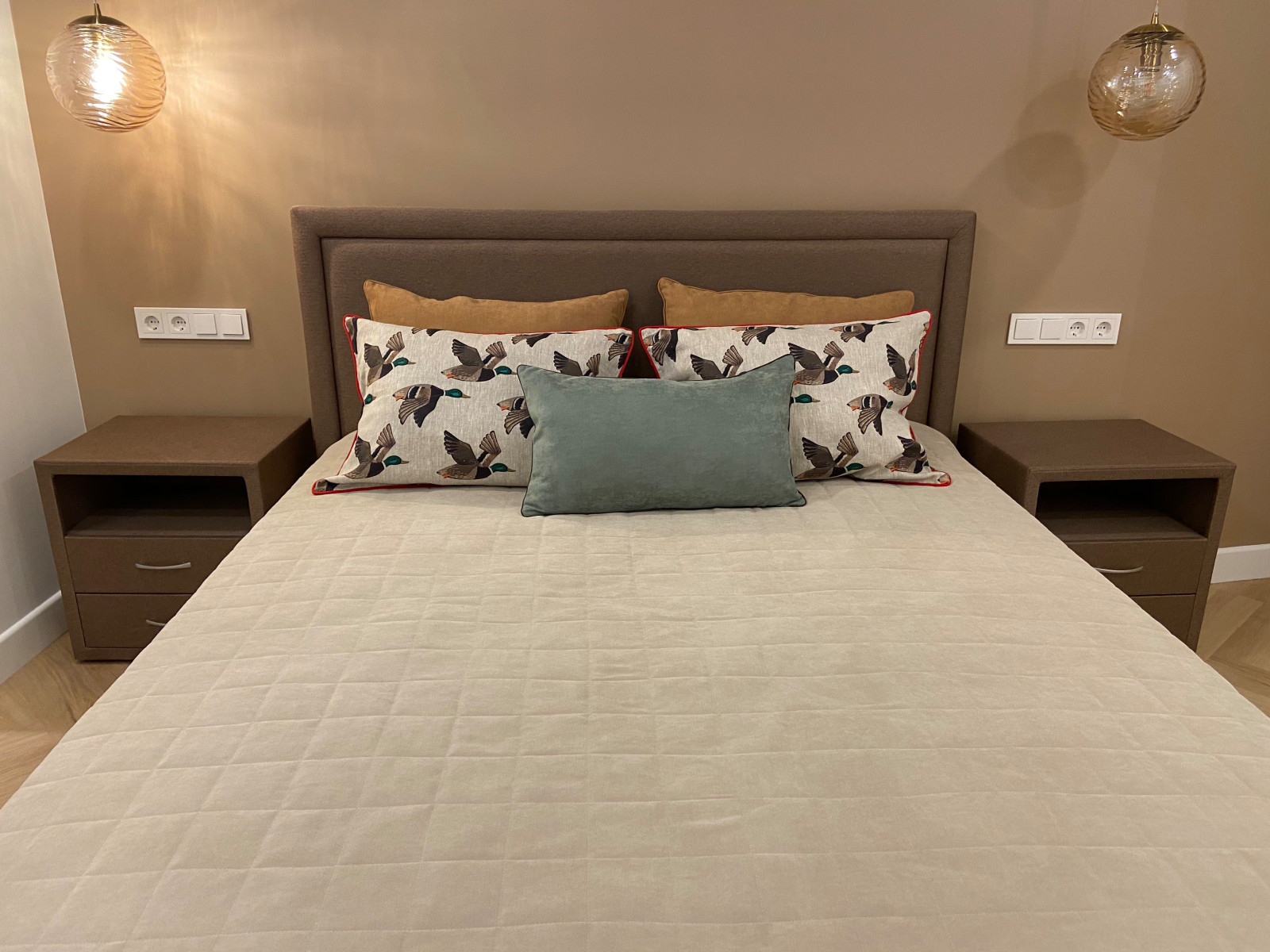 Обложка проекта: Три студии на Сретенке