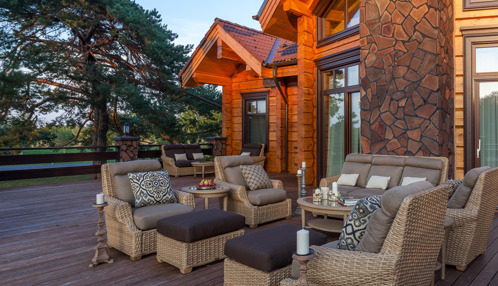 Деревянный дом в классическом стиле