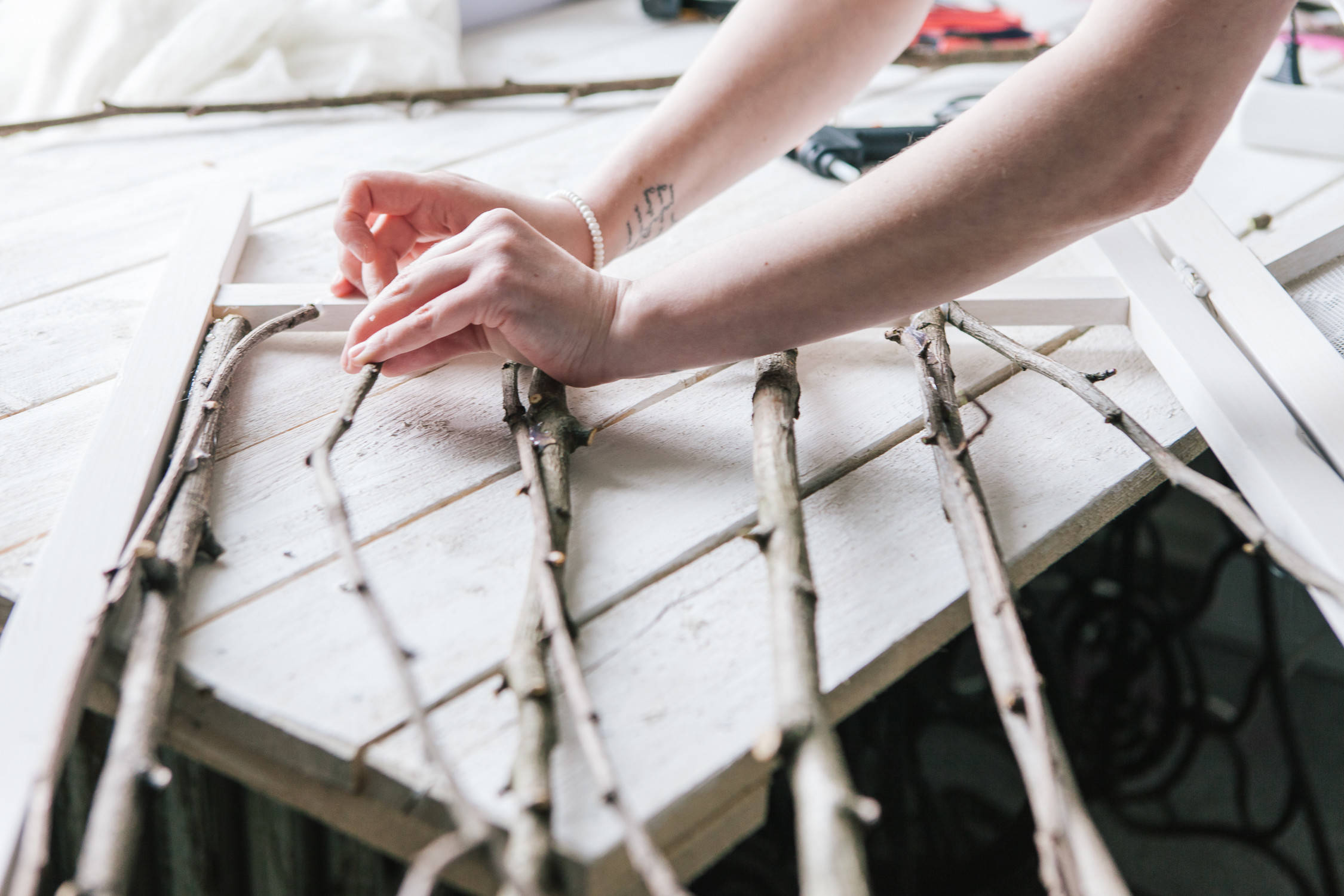 DIY: Лесной декор для скучной ширмы