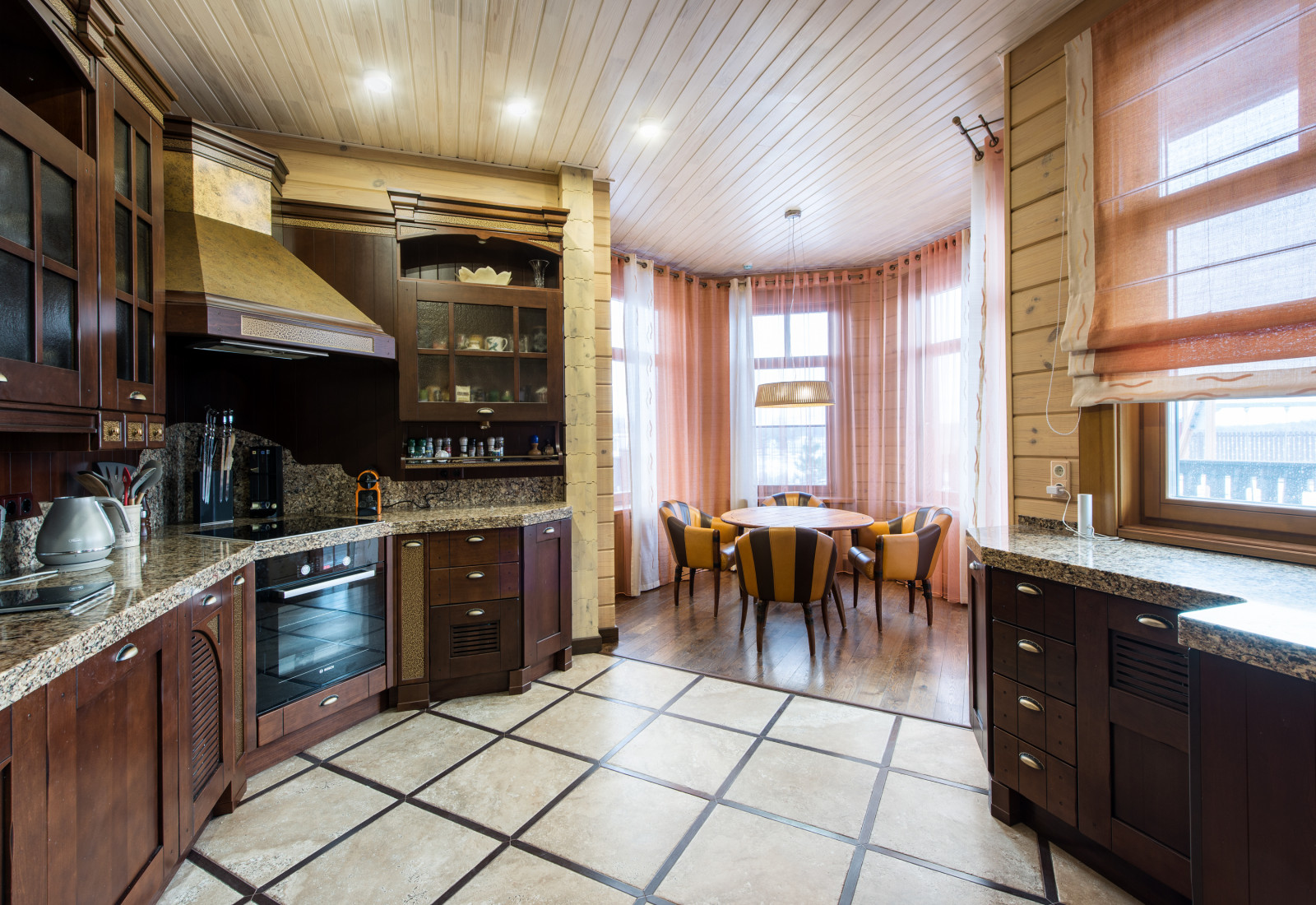 Дом на Волге