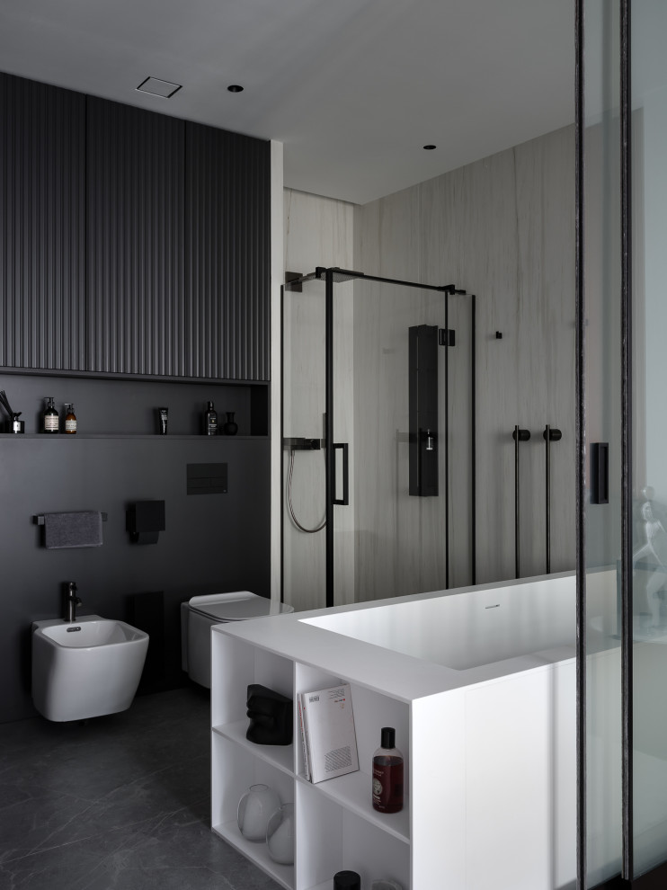 Апартаменты для молодой девушки в 100 м²