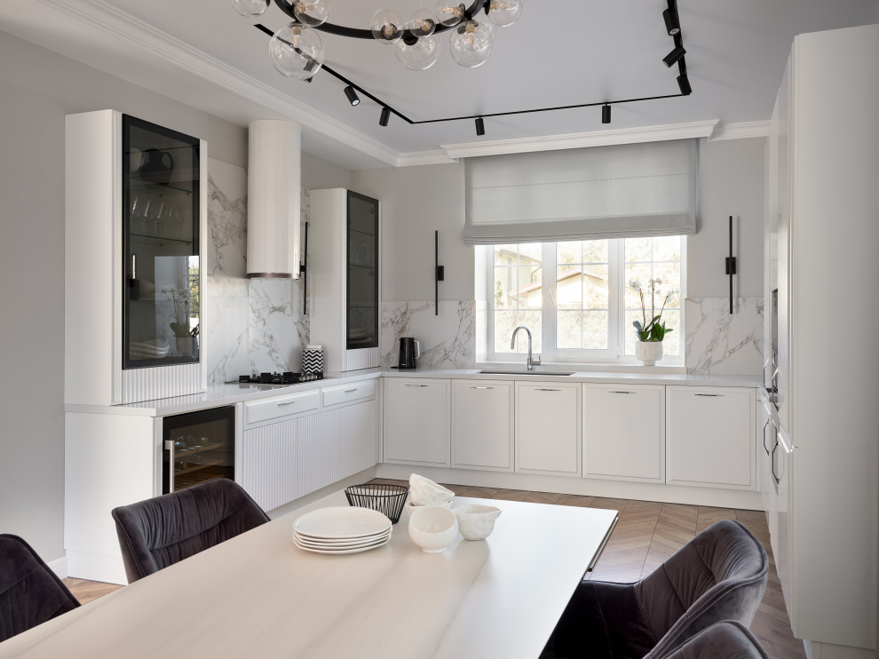 Современный интерьер с нотками классики: дом в Воронеже