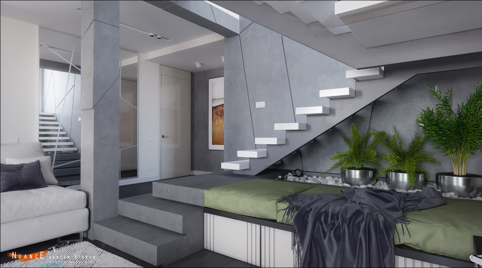 Объединенная гостиная-кухня с современной лестницей на 1 косоуре в загородном до