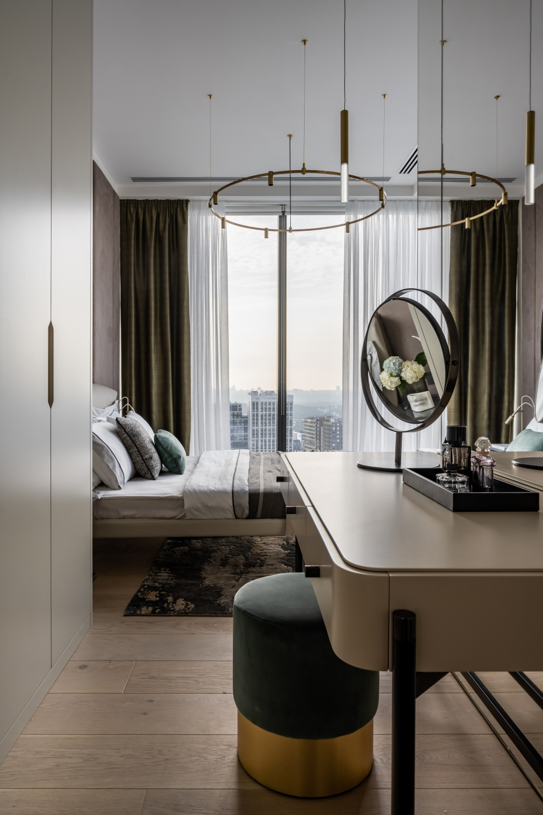 Apartments Neva Towers 1