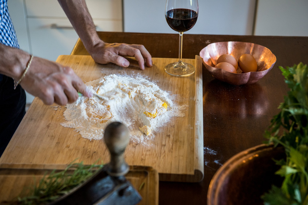 Houzz Италия: Шеф-повар готовит пасту в своем палаццо