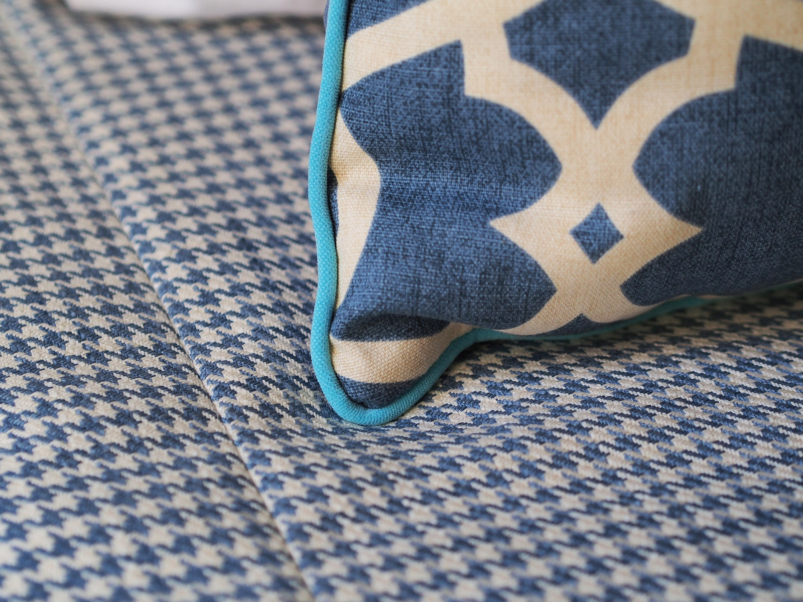 Текстильное оформление квартиры на Бульваре Карбышева