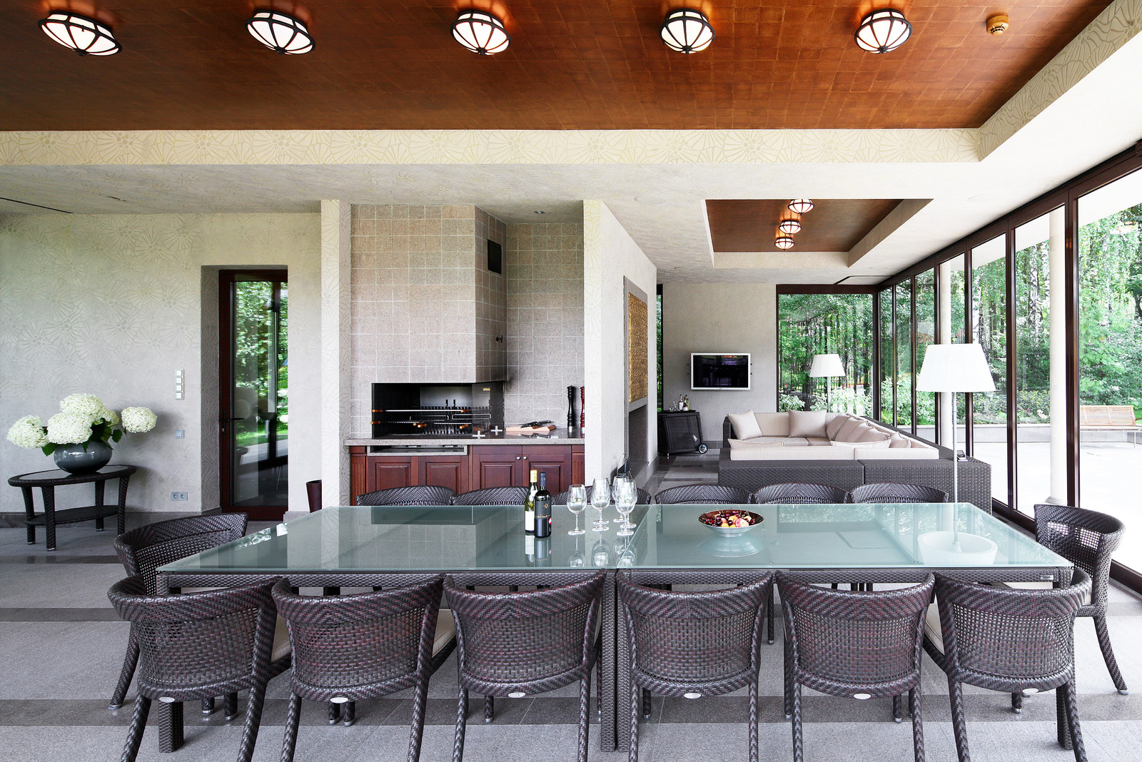 летний домик(барбекю)