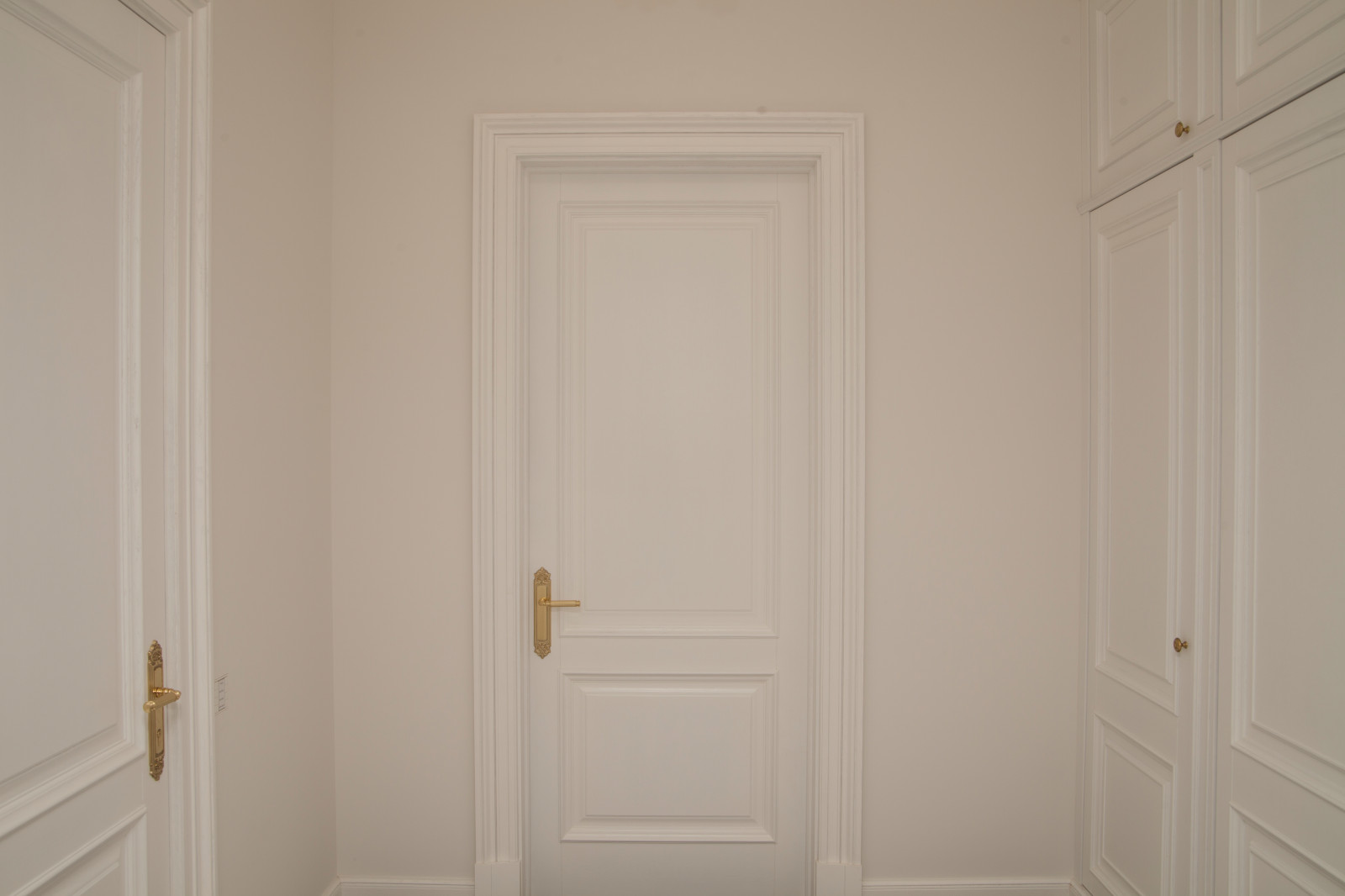 Смольный квартира