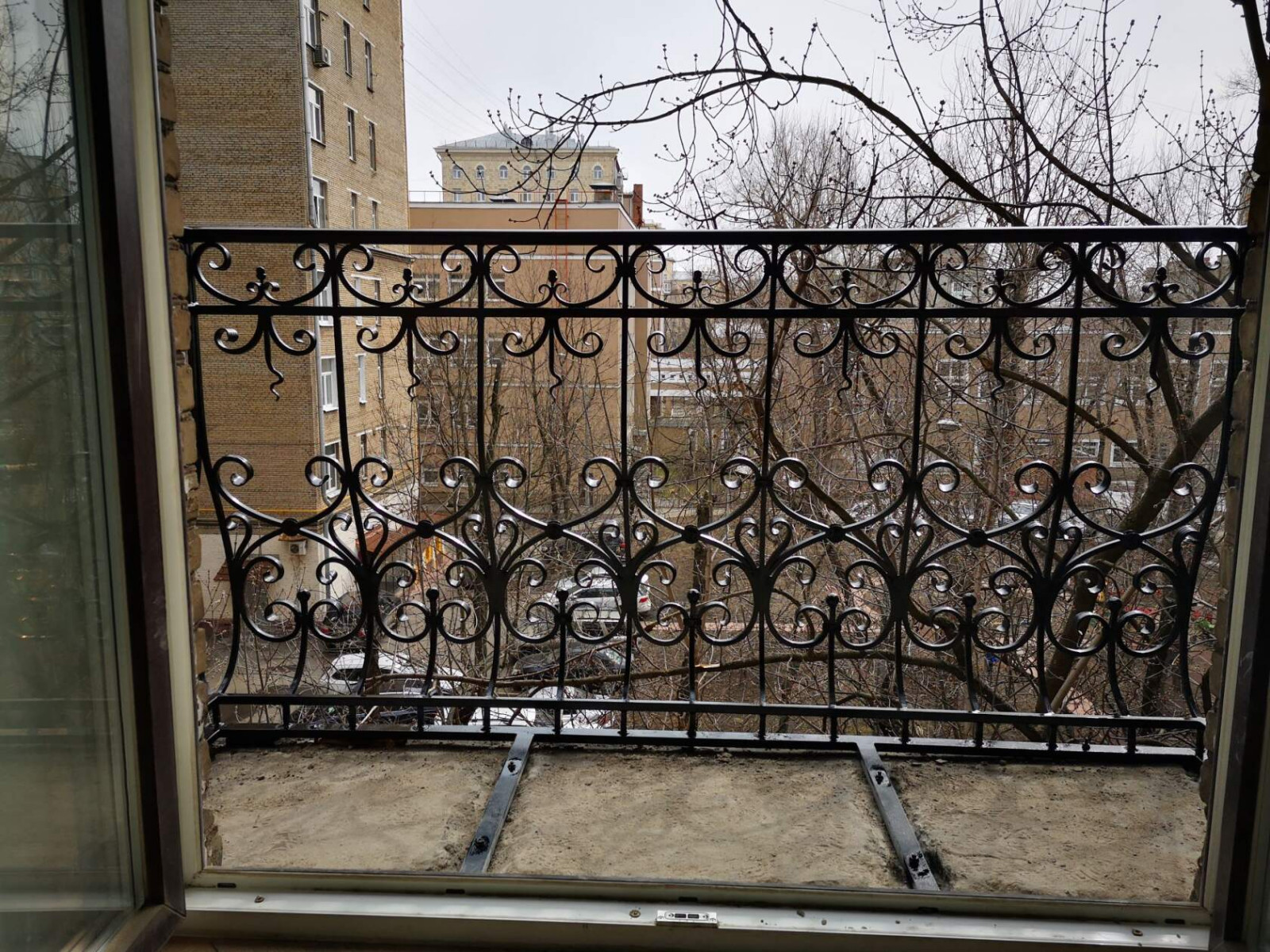 Перила Козероги