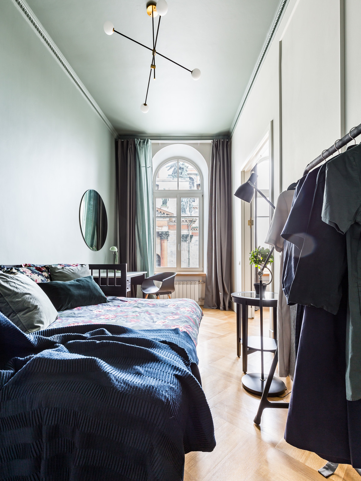 Квартира напротив Исаакиевского собора