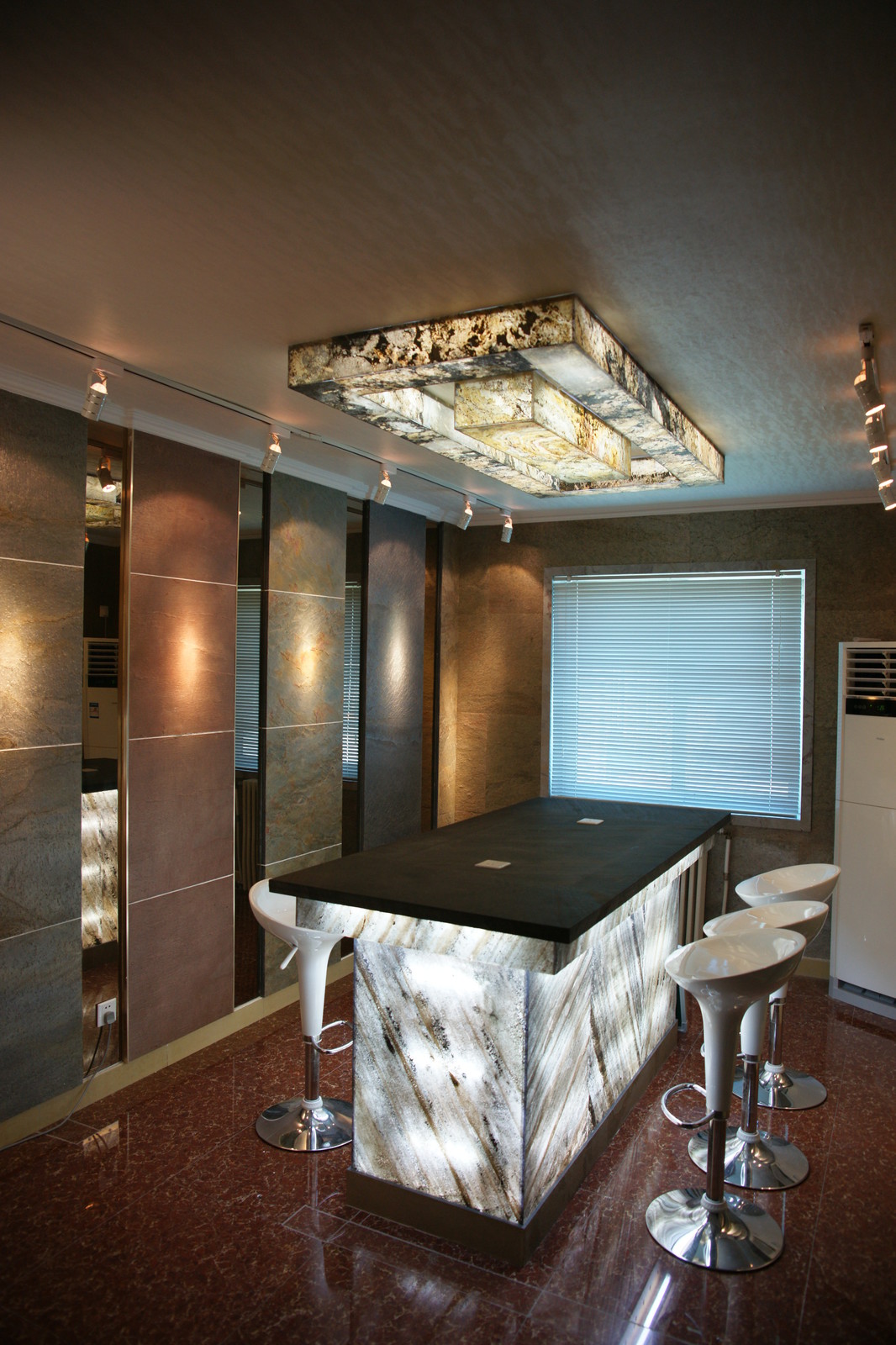 Обложка проекта: Мебель в Каменном шпоне