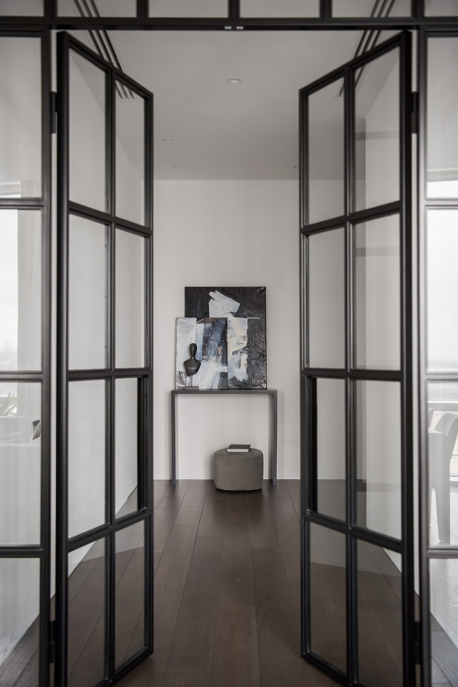 Картины в прихожей