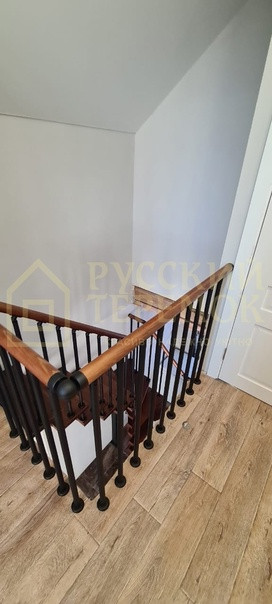 Обложка проекта: Лестница на центральном косоуре Соло 32