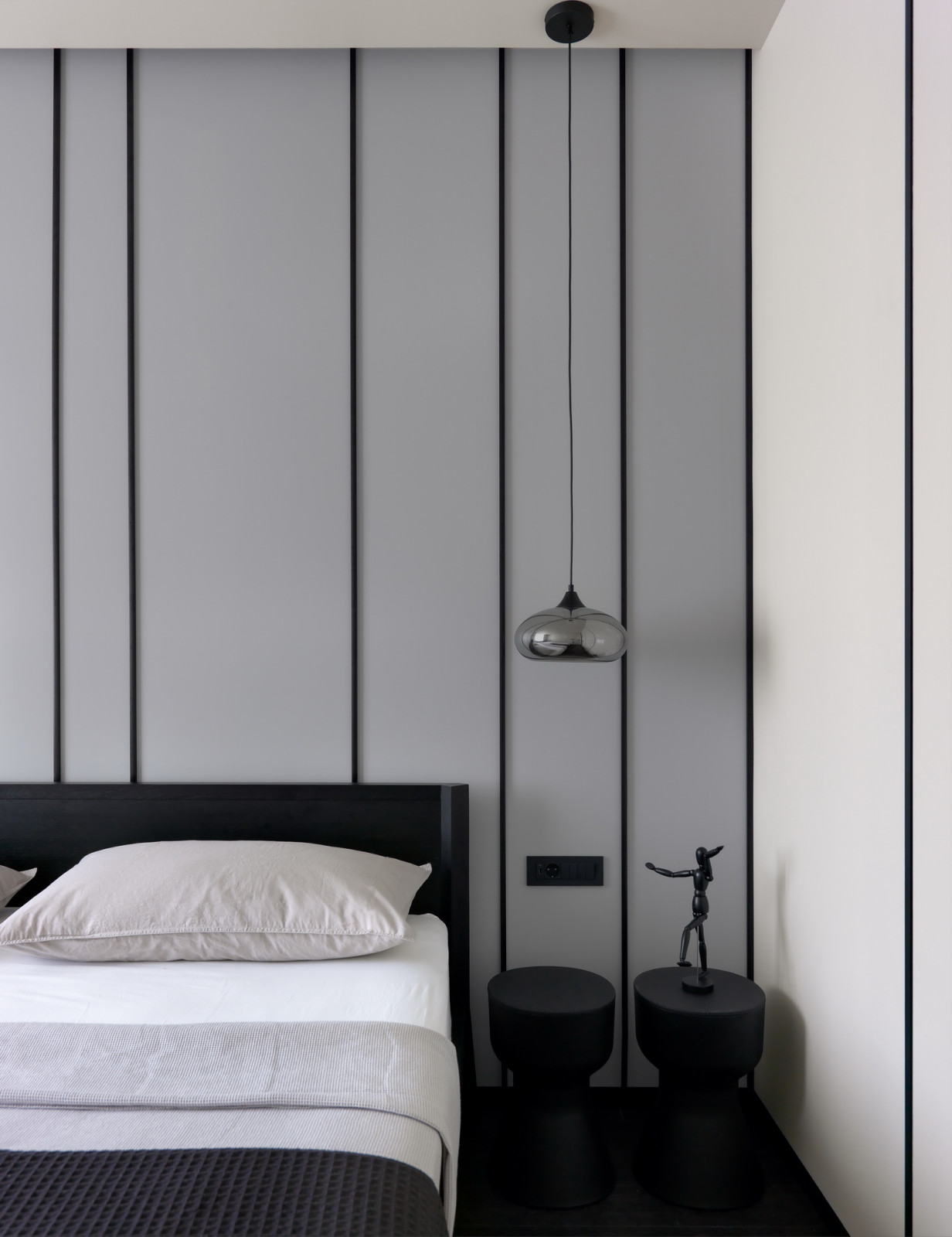 Houzz тур: Монохромная квартира для отдыха и вечеринок