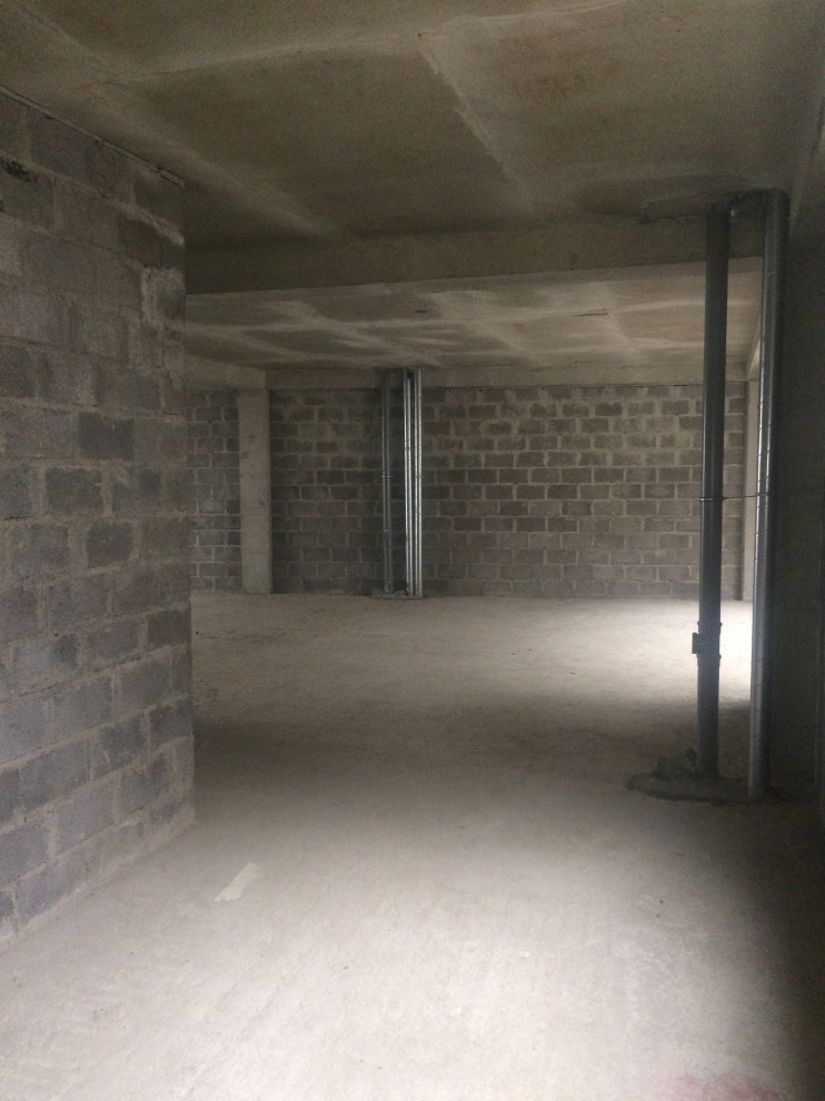 Фотографии черновой квартиры 114 м2.