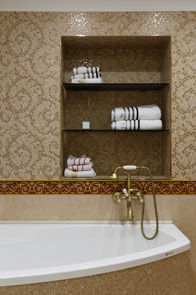 Квартира в Петродворце в классическом стиле - 124 м²