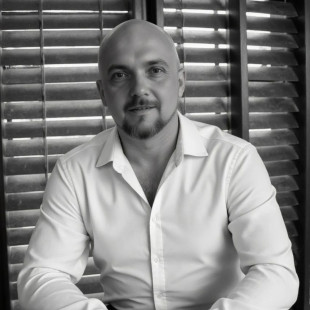 Виктор Строков