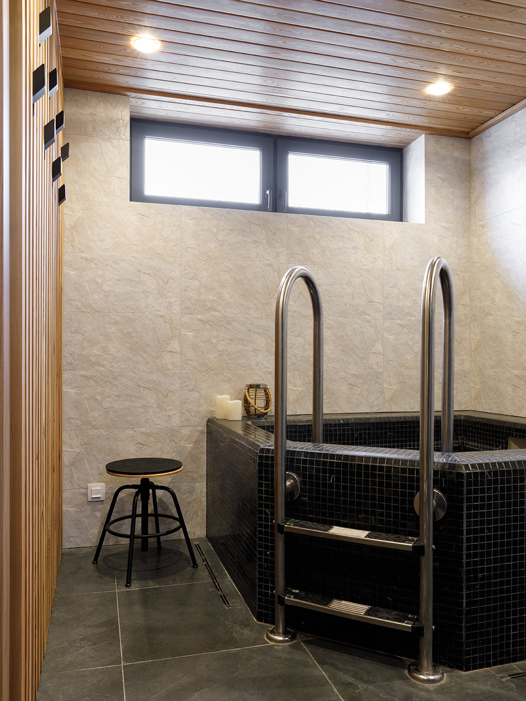 ЗАГОРОДНЫЙ ДОМ В ПОСЕЛКЕ «ОСТРОВ»