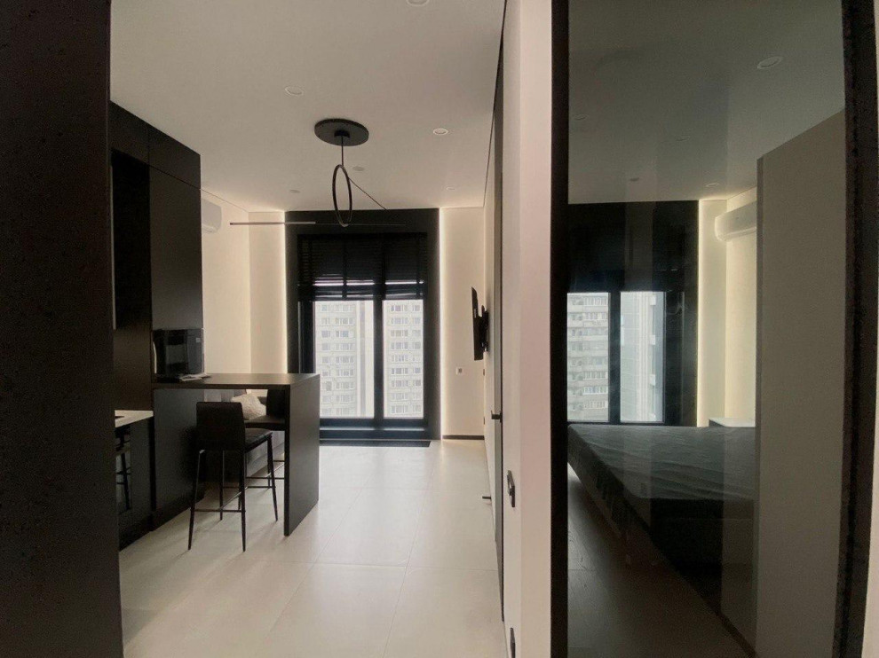 Контрастное пространство