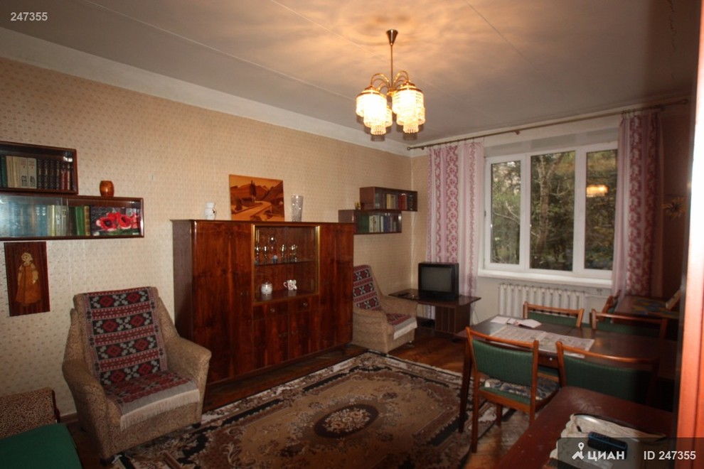 Ответственная уборка: Как разобрать шкафы и куда отдать ненужные вещи