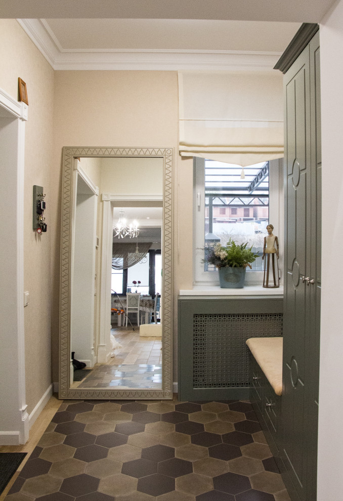 Обложка проекта: Прихожая в доме