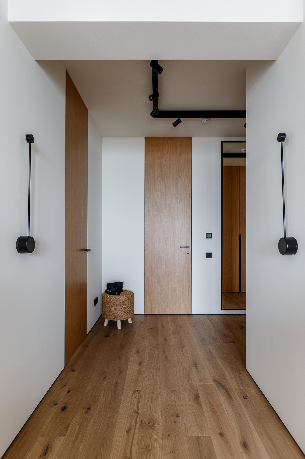 Фото. Камни на берегу, 70м.кв. ЖК Морская Симфония