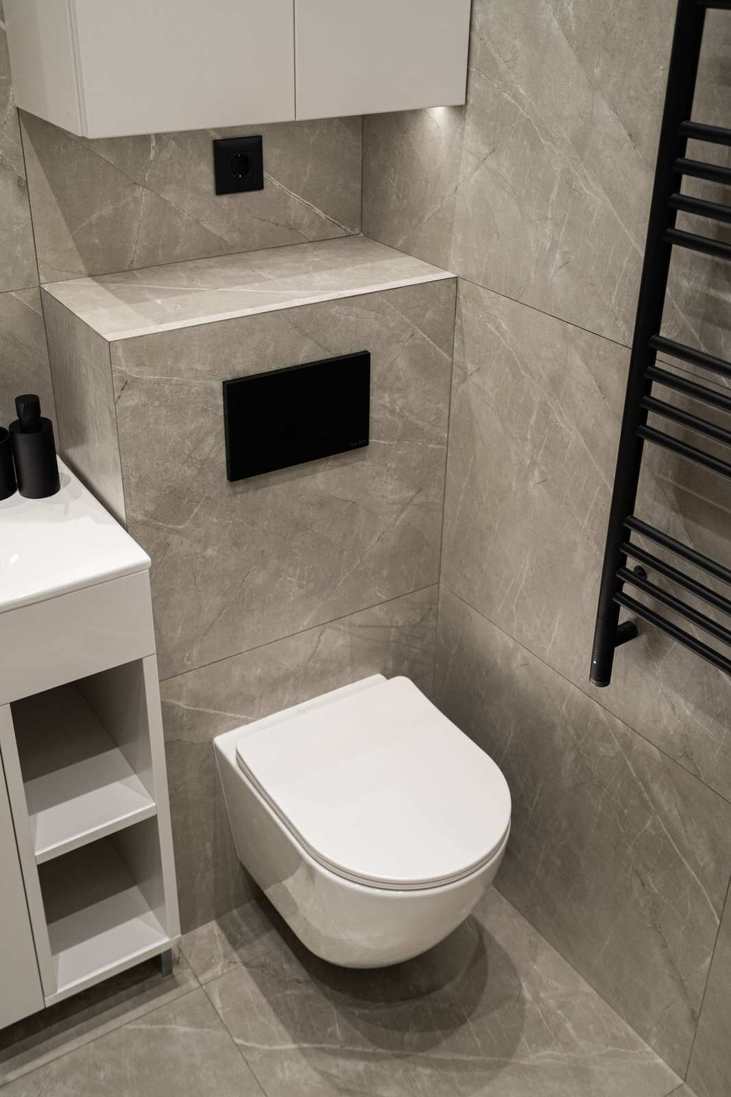 Серый минимализм | 58 кв.м.