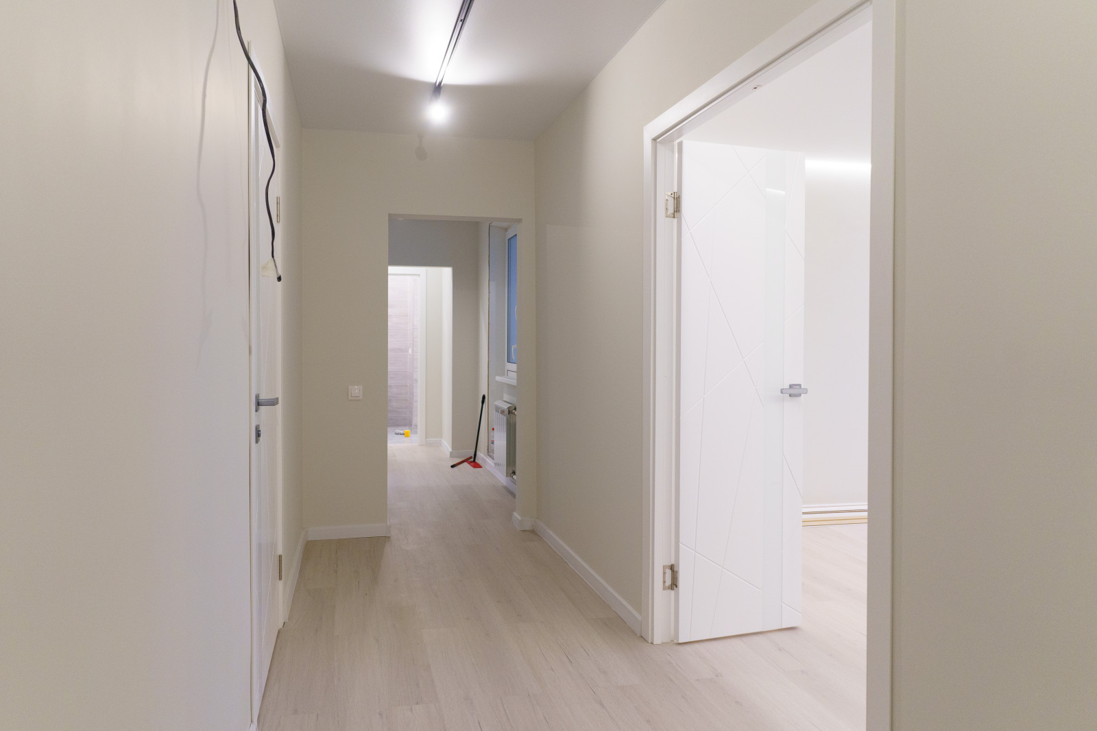 Отделка в светлых тонах Перово