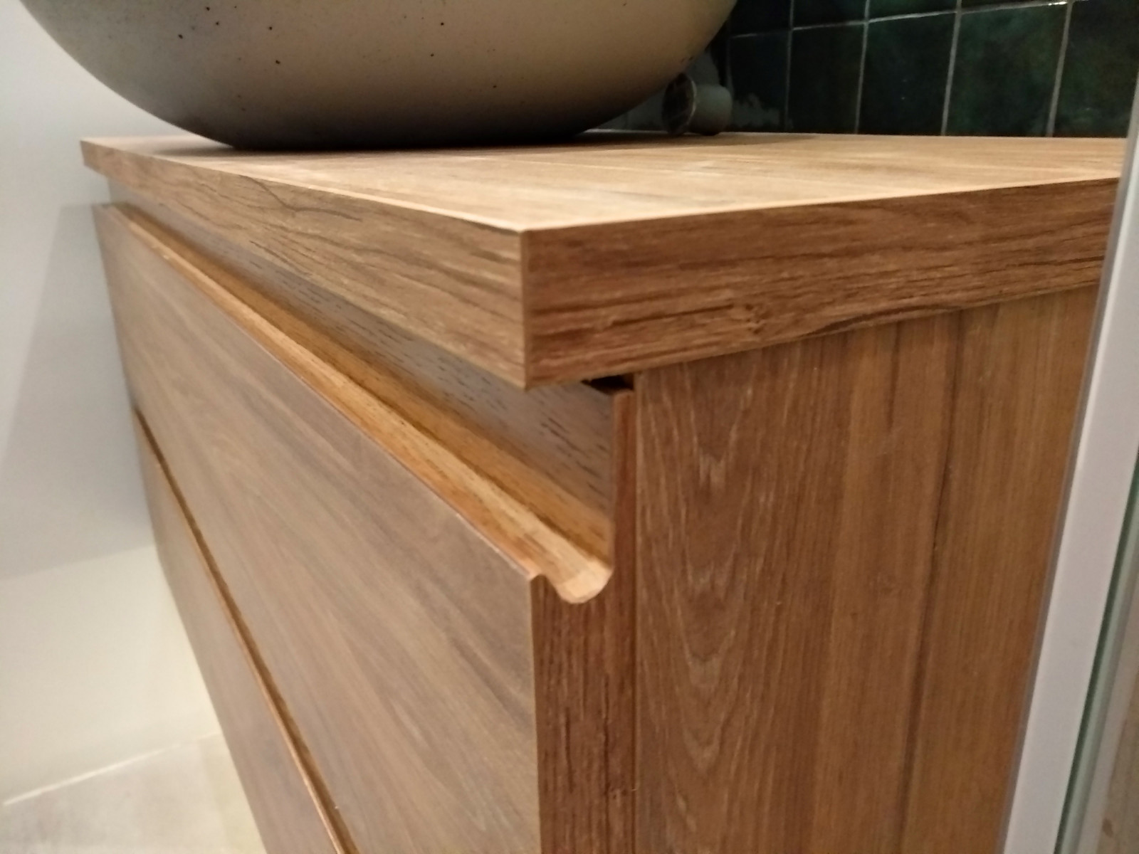 Обложка проекта: Тумба столешница под раковину в ванной