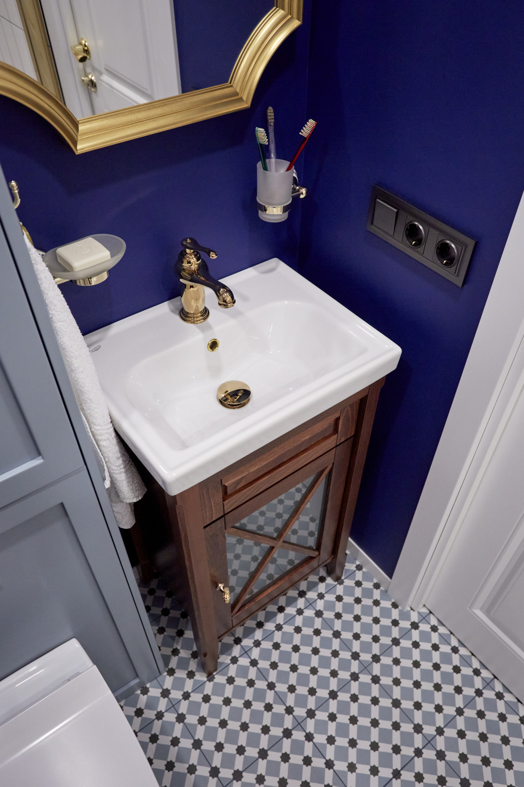 Студия со вторым уровнем