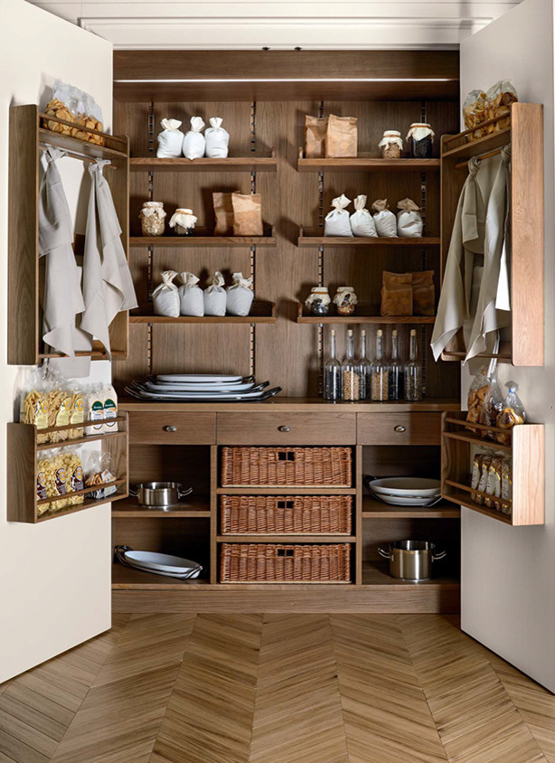 Кухни в салонах