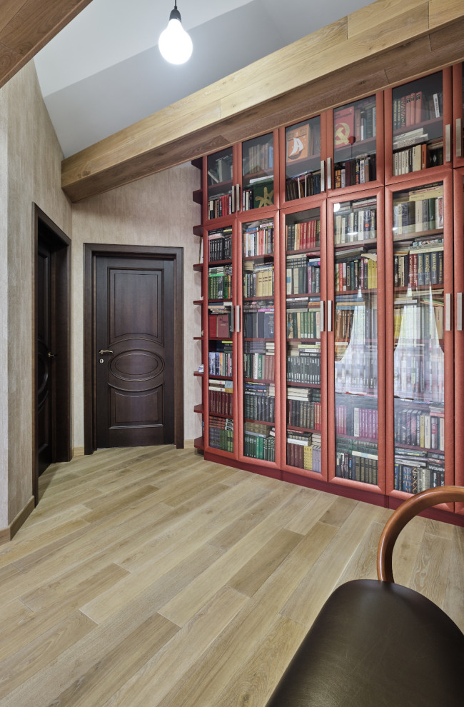 Капри в бревенчатом доме