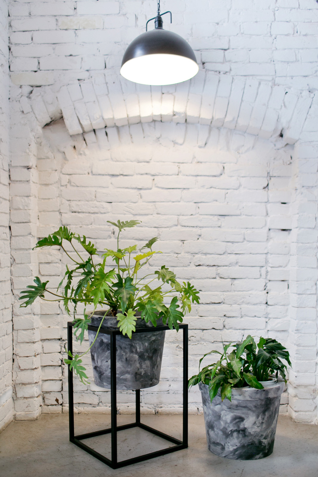 Бетонная мебель