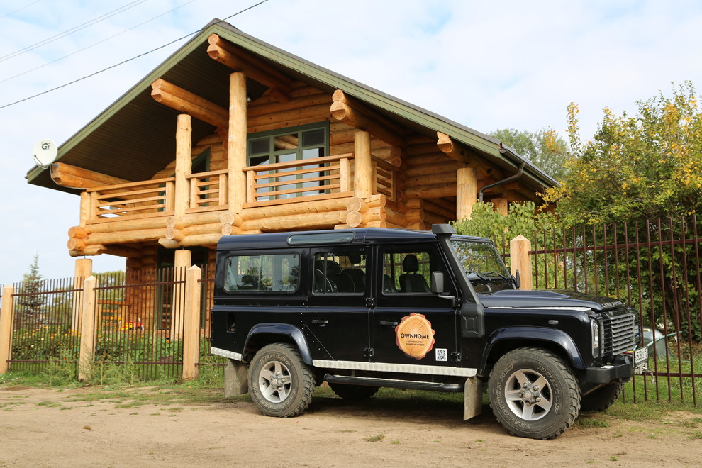 Дом из кедра на Волге