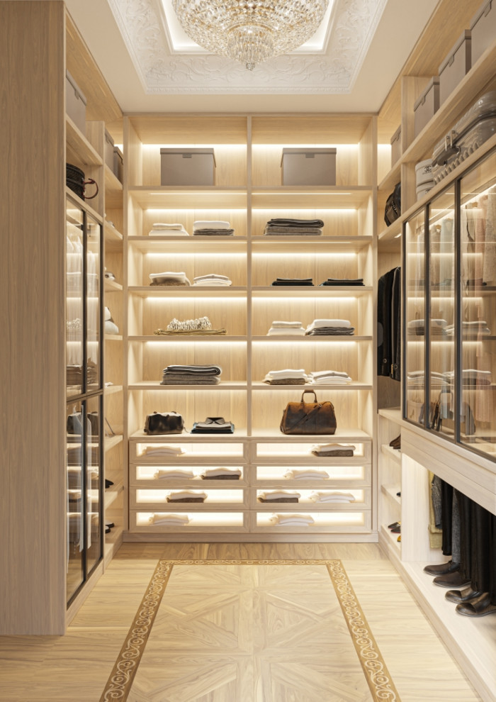 Гардеробная вход с спальне с выходом на тераса 2-ой этаж