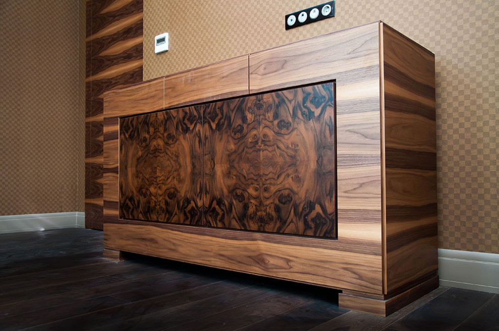 ЖК «Покровский» для компании Villagio Estate. ТВ-тумба, комоды, шкафчики.