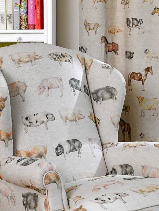 Обои и ткани в интерьере: дизайнерские узоры в жизни