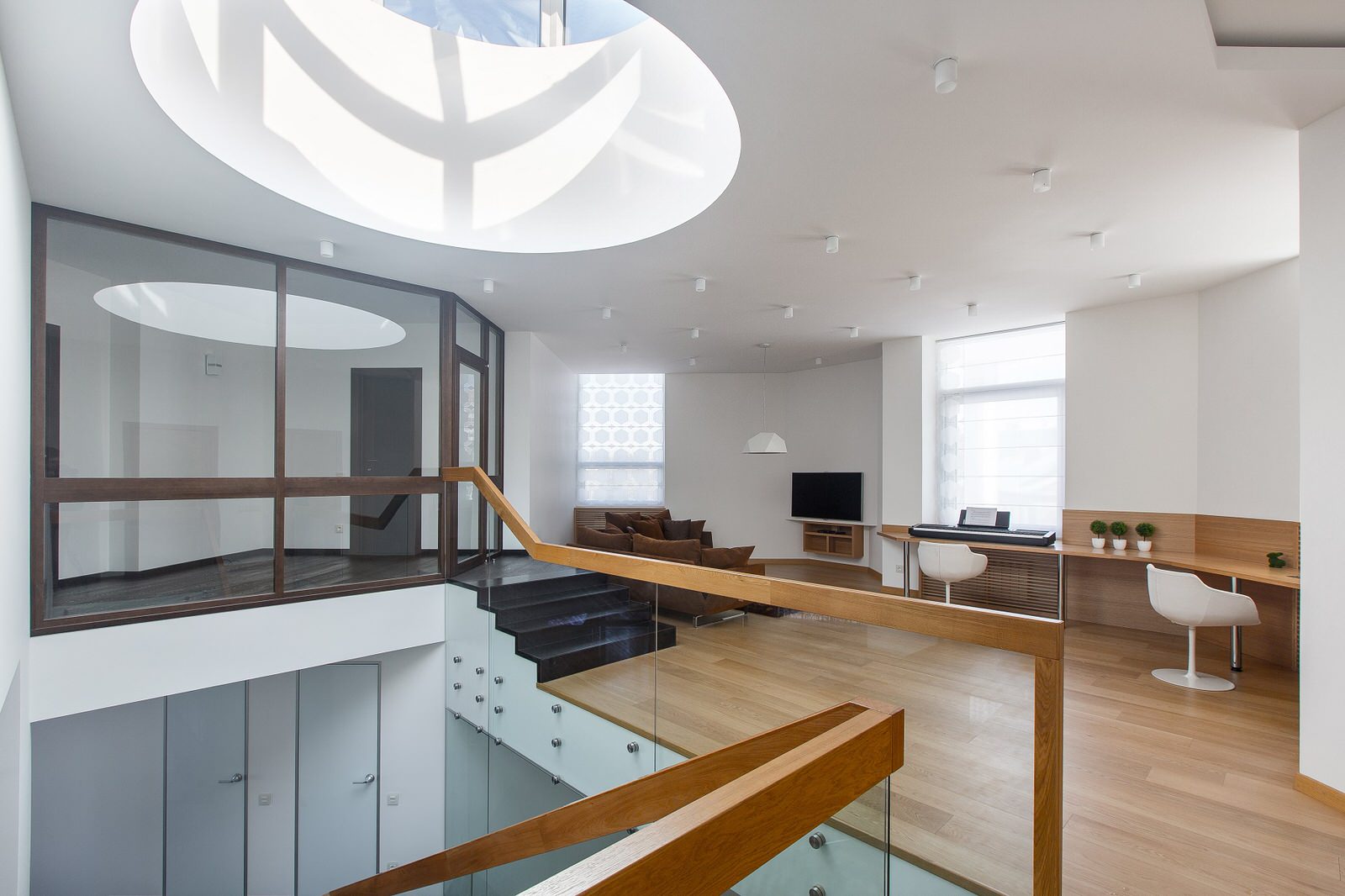 Дом с бассейном