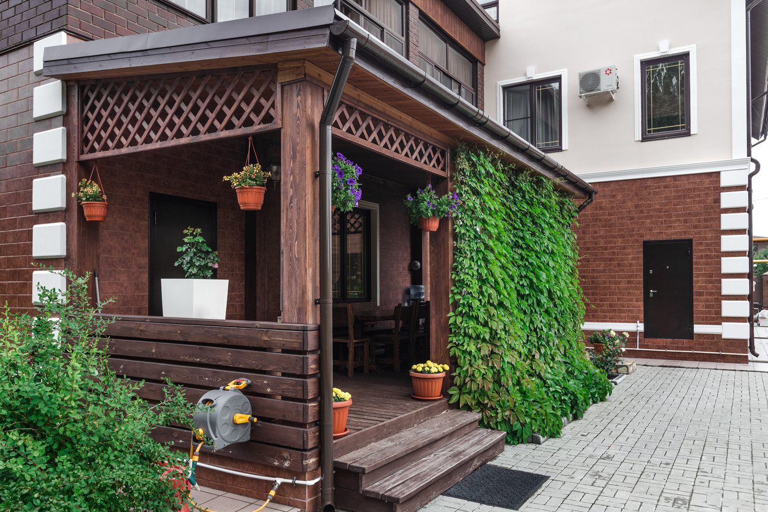 Экстерьер загородного дома