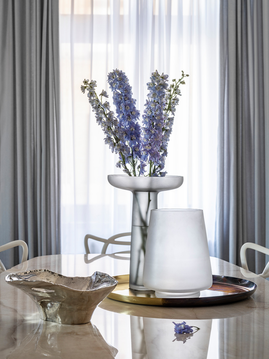 Квартира в синих тонах с видом на Храм Христа Спасителя