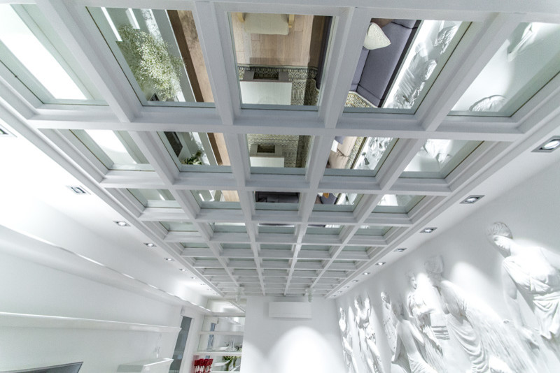 Квартирный вопрос. В греческом зале