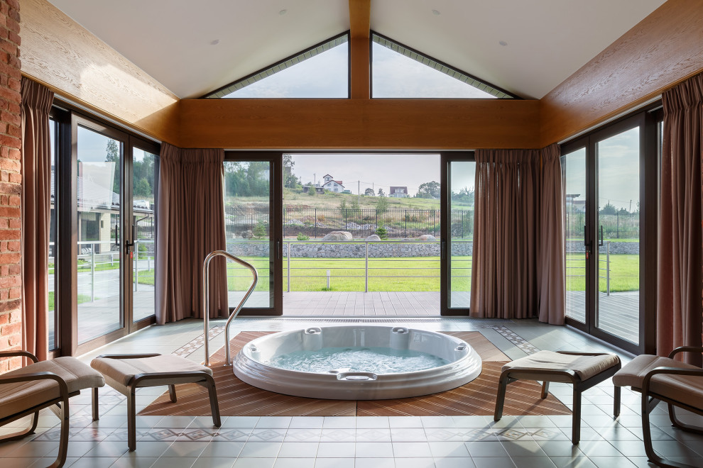 Дом на склоне