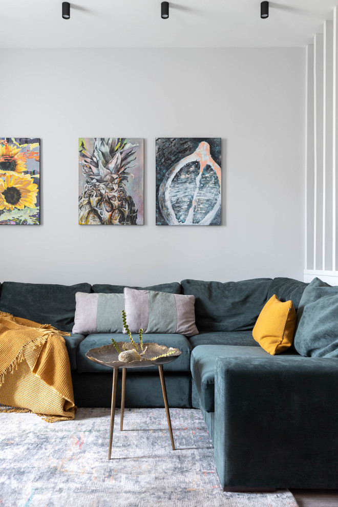 КВАРТИРА С ЯРКИМИ АКЦЕНТАМИ В СТАРОМ ФОНДЕ